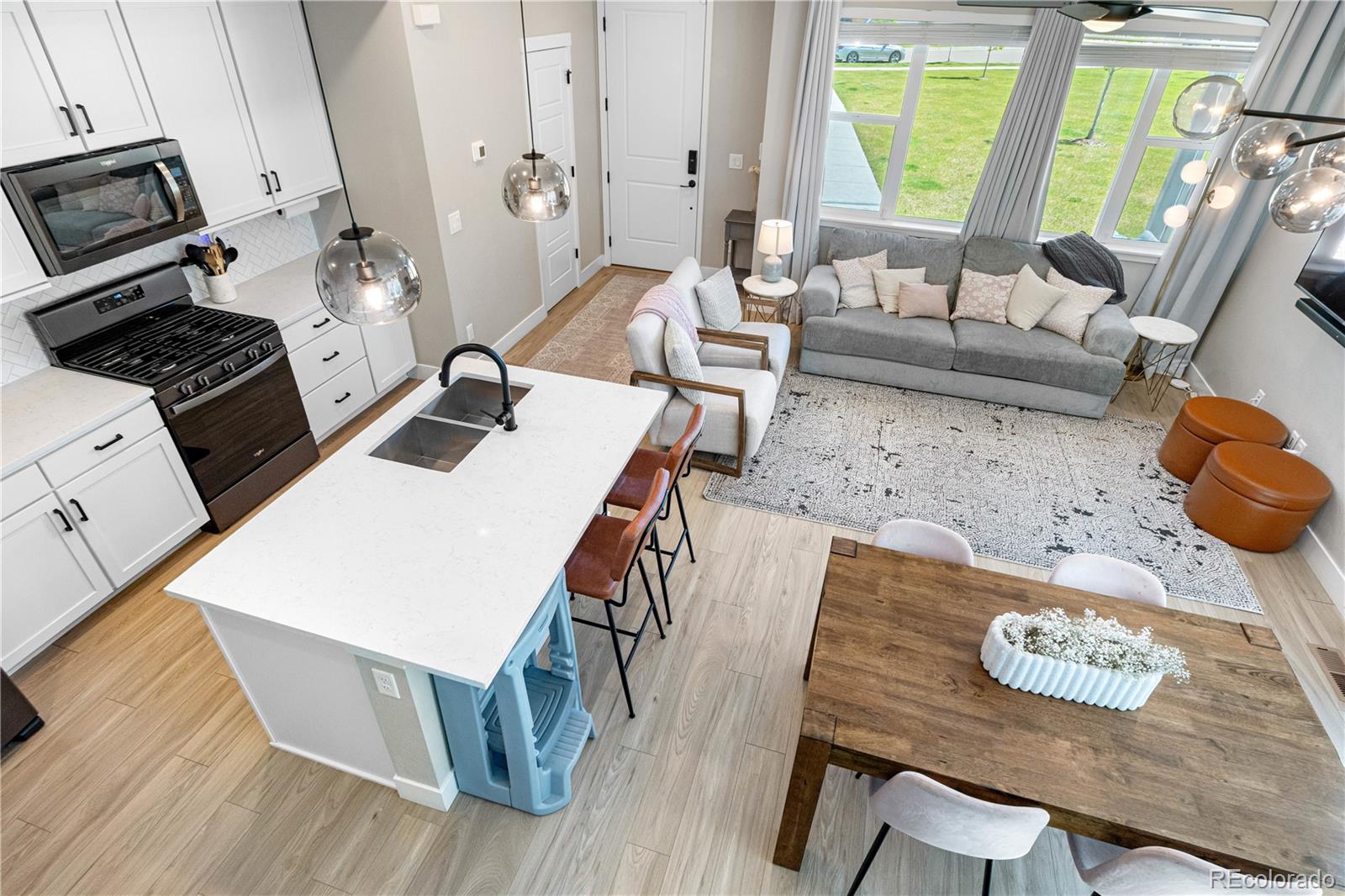 MLS Image #16 for 9768 e 62nd drive,denver, Colorado