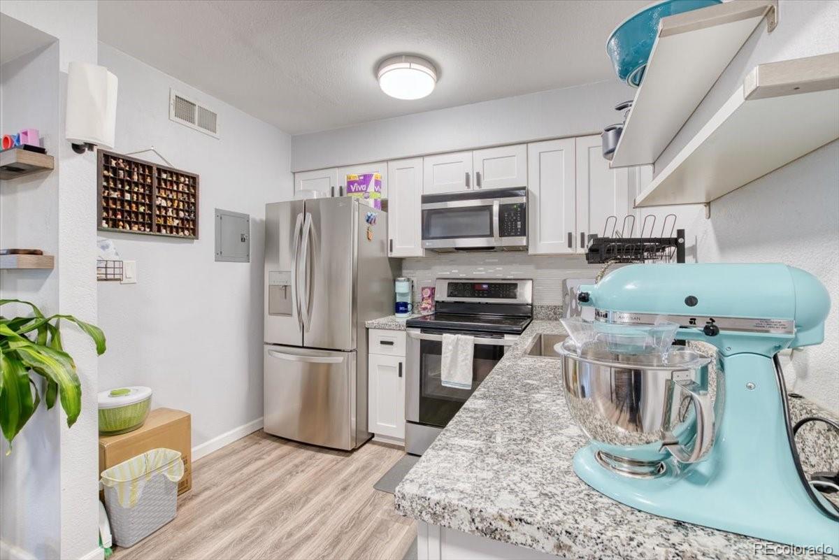 MLS Image #4 for 5300 e cherry creek south drive 804,denver, Colorado