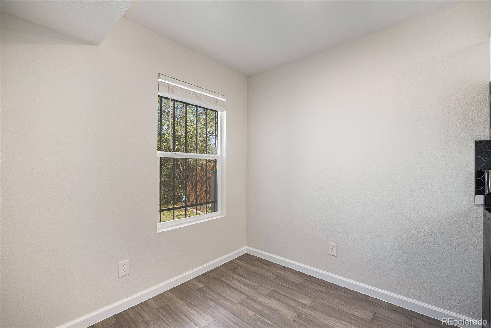 MLS Image #5 for 1403  valentia street,denver, Colorado