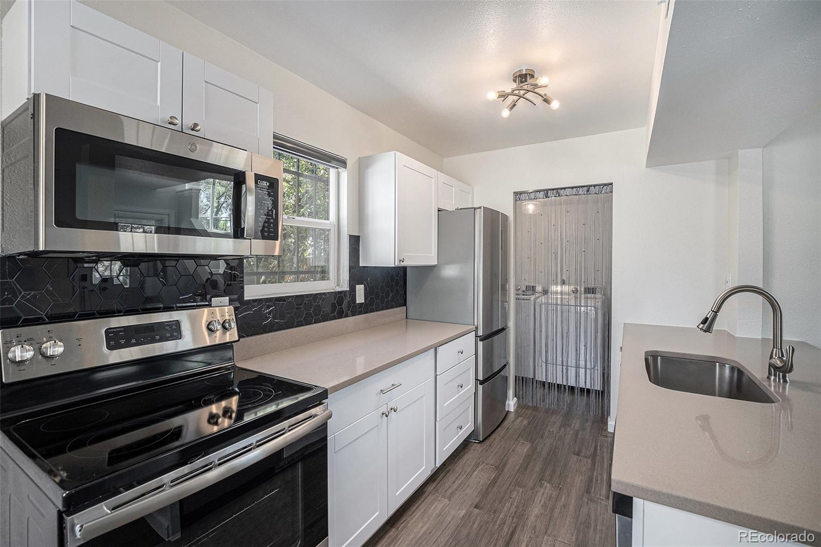 MLS Image #6 for 1403  valentia street,denver, Colorado