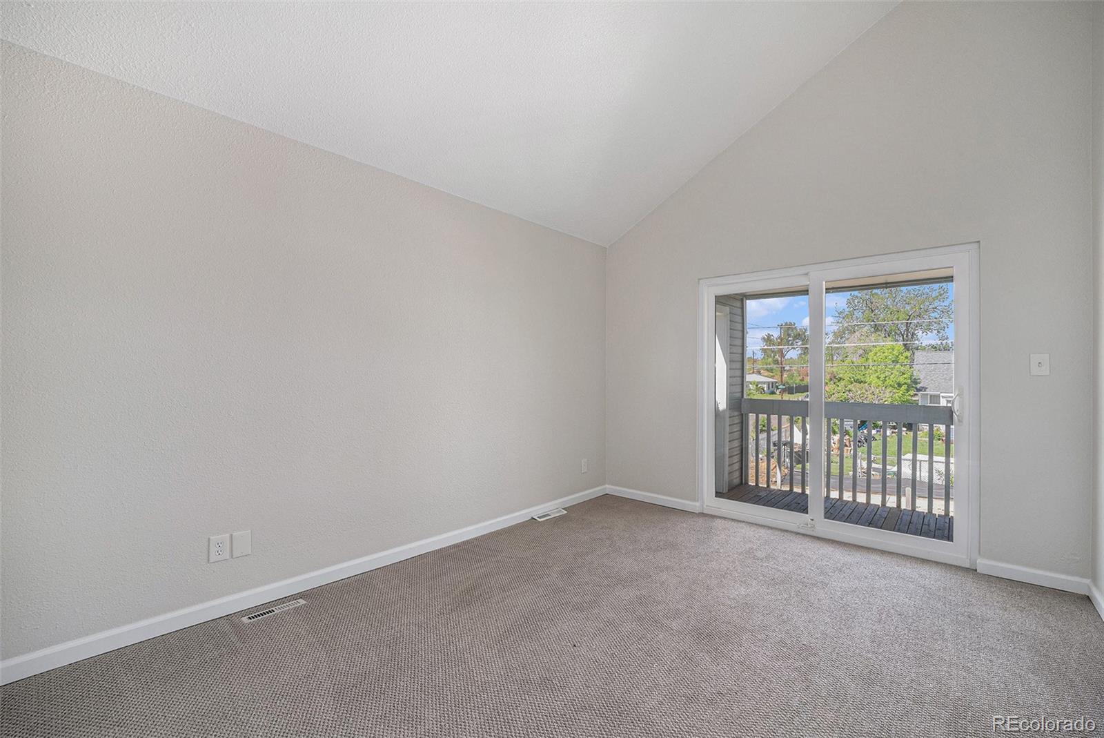 MLS Image #9 for 1403  valentia street,denver, Colorado