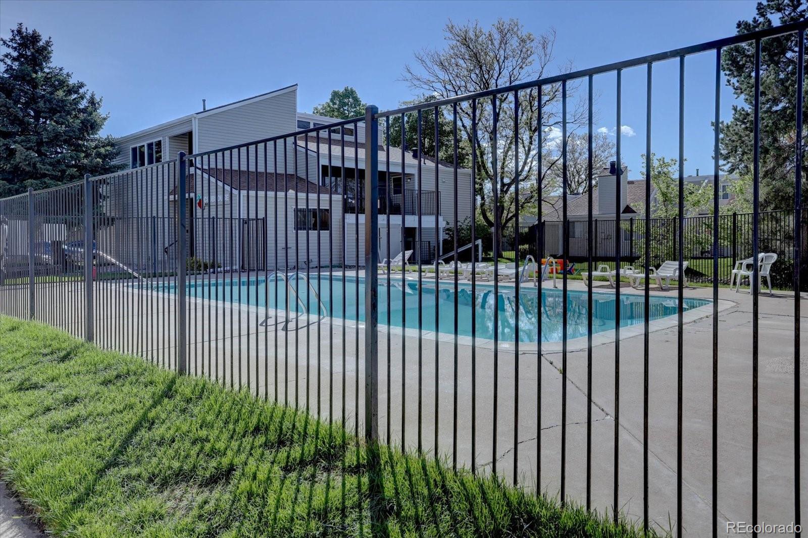 MLS Image #4 for 13633 e yale avenue,aurora, Colorado