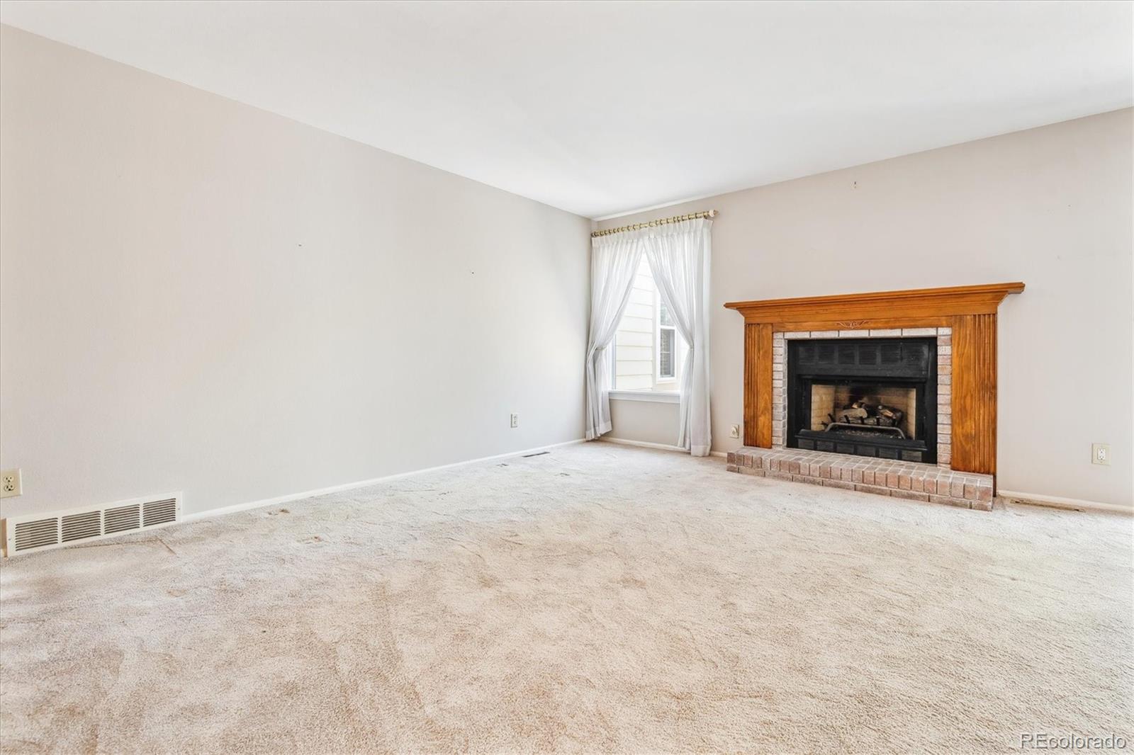 MLS Image #3 for 6143 e hinsdale avenue,centennial, Colorado