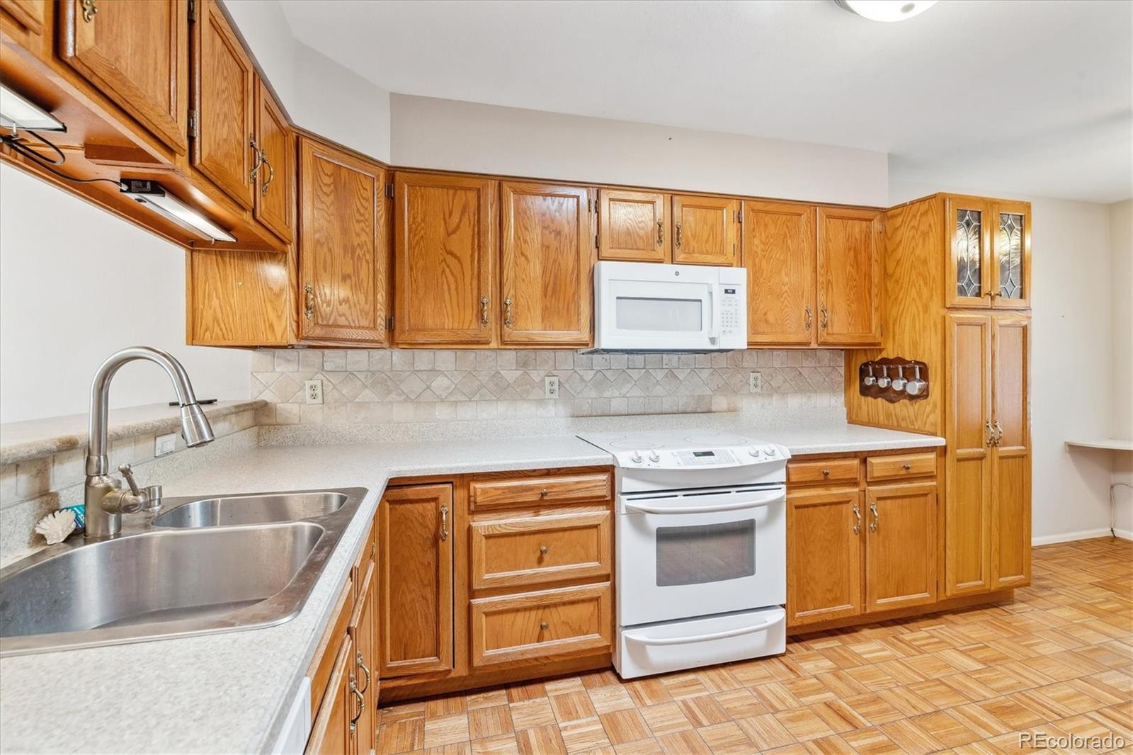 MLS Image #7 for 6143 e hinsdale avenue,centennial, Colorado