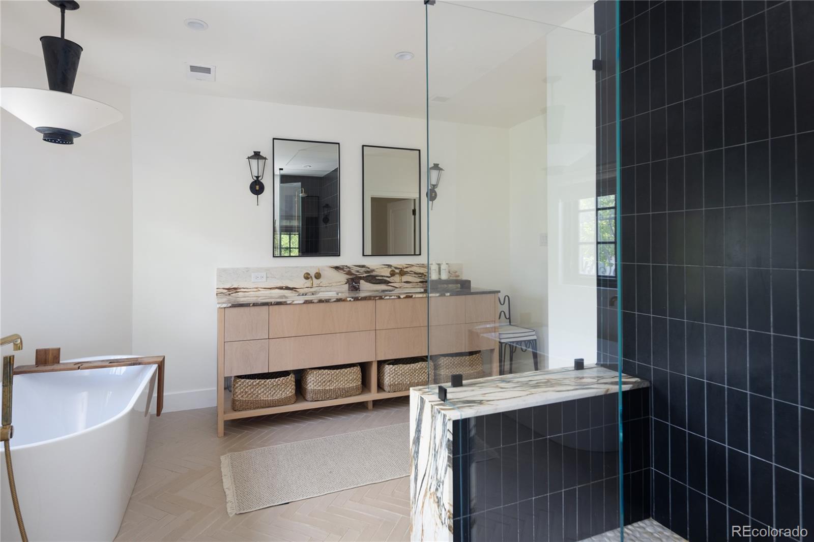 MLS Image #31 for 5800 e 6th avenue parkway,denver, Colorado