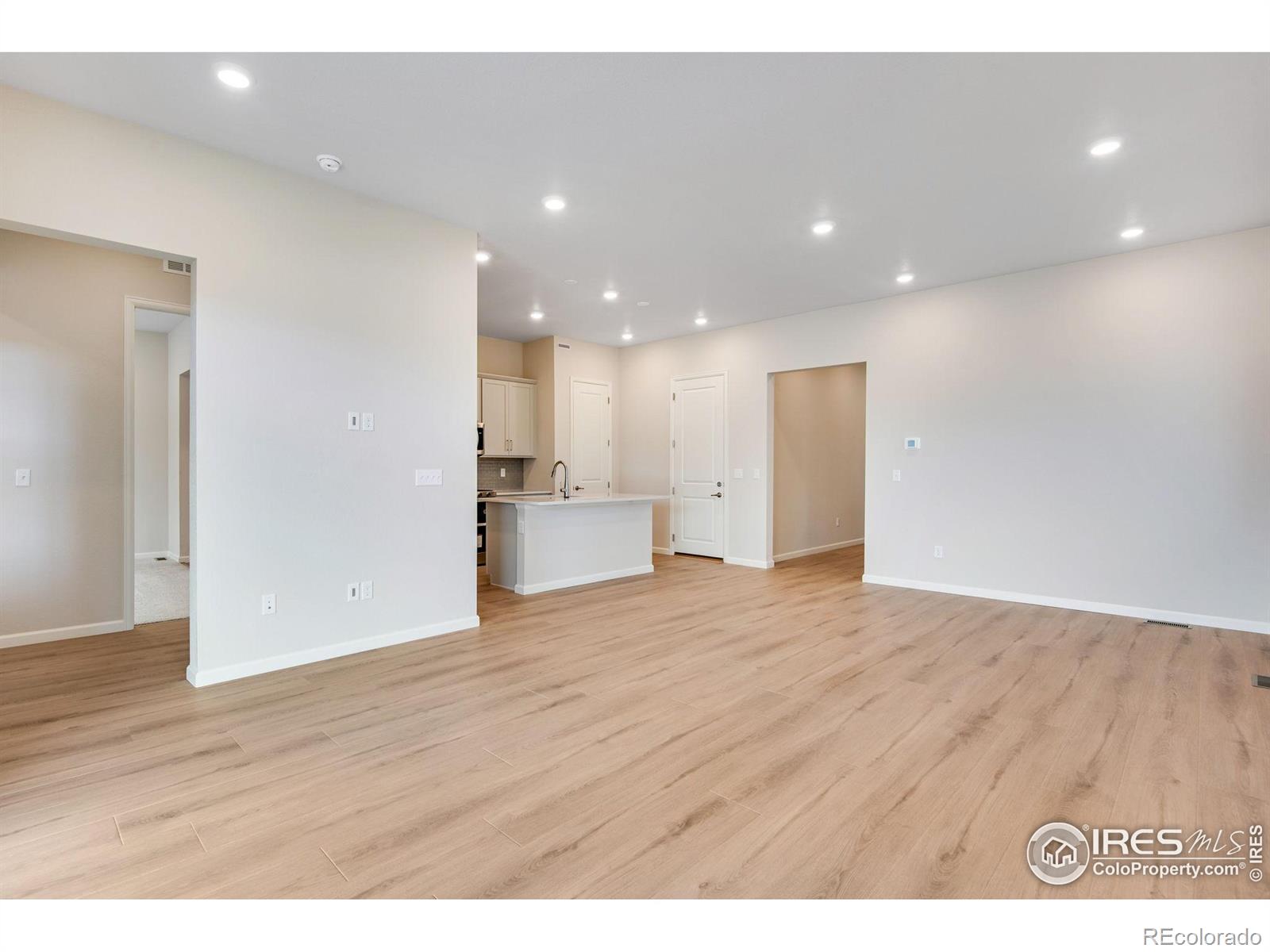 MLS Image #3 for 1760  mount meeker avenue,berthoud, Colorado