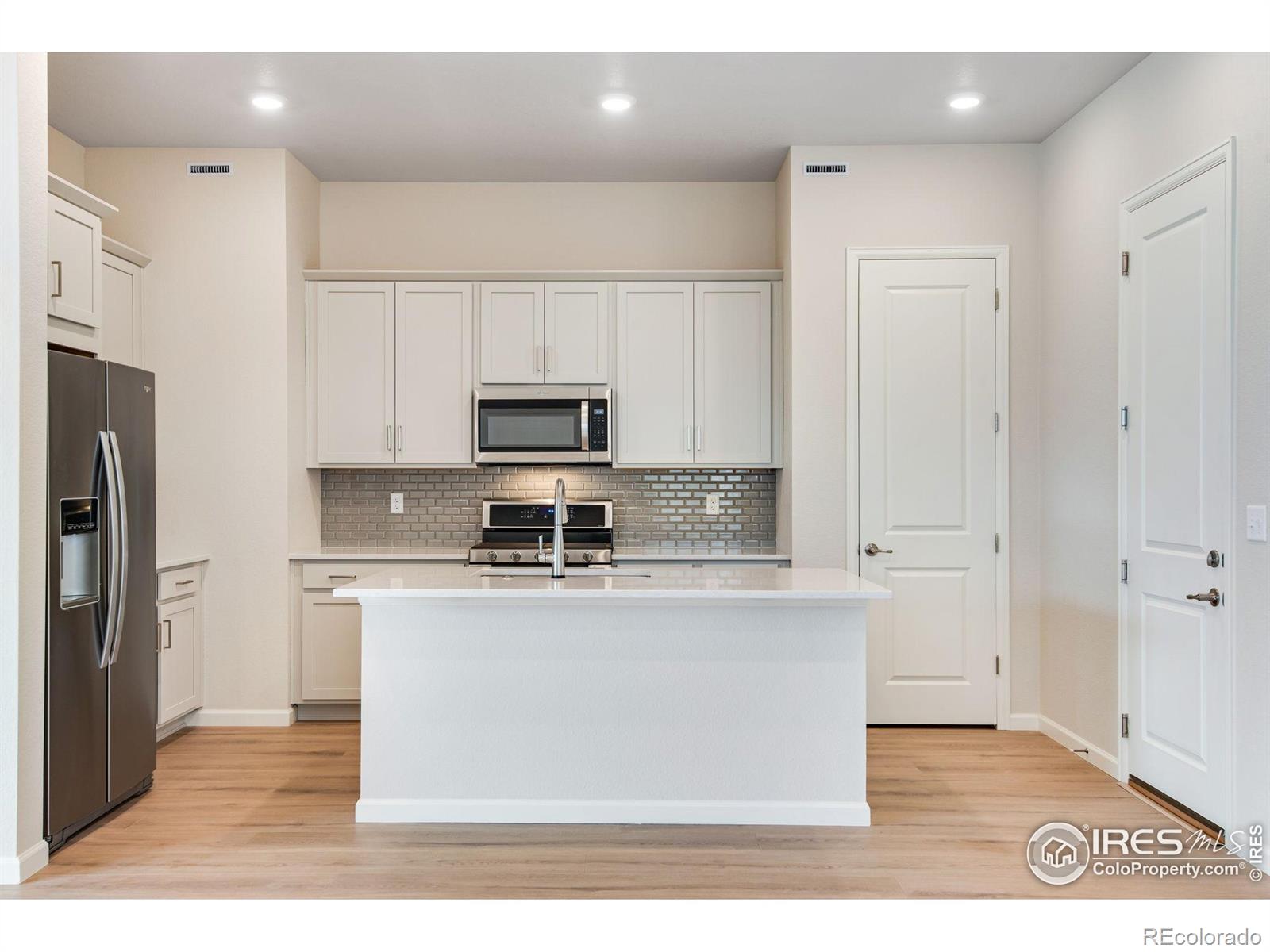 MLS Image #6 for 1760  mount meeker avenue,berthoud, Colorado