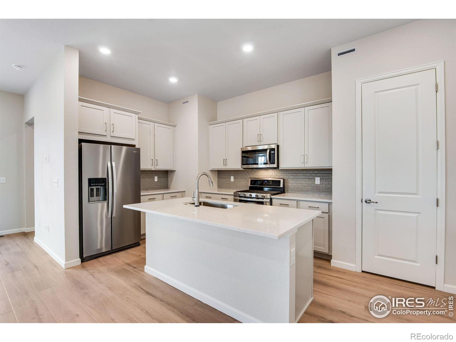 MLS Image #7 for 1760  mount meeker avenue,berthoud, Colorado