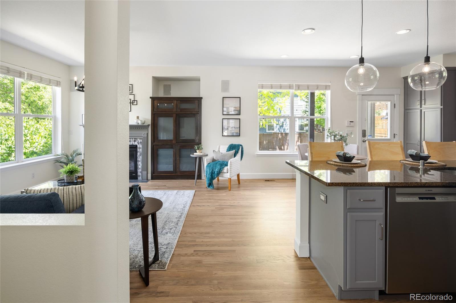 MLS Image #14 for 10109 e 28th avenue,denver, Colorado