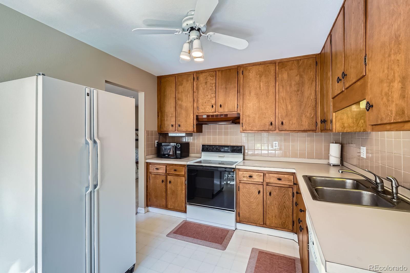 MLS Image #7 for 6857 s franklin circle,centennial, Colorado