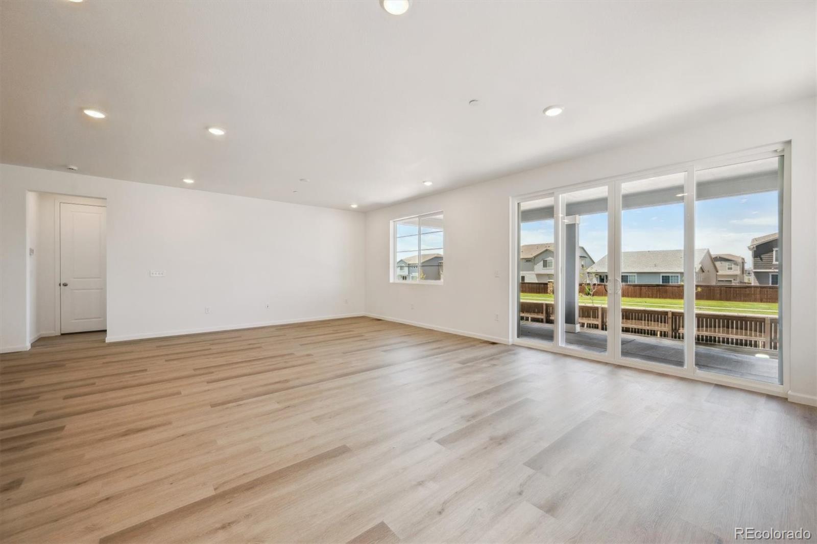 MLS Image #16 for 9091  telluride court,commerce city, Colorado