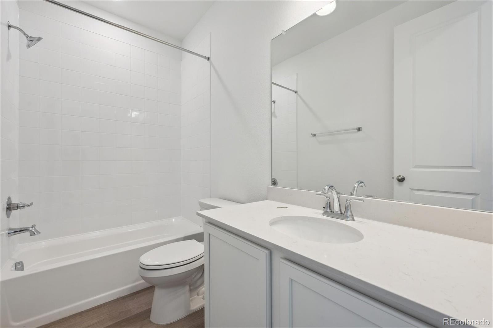 MLS Image #4 for 9091  telluride court,commerce city, Colorado