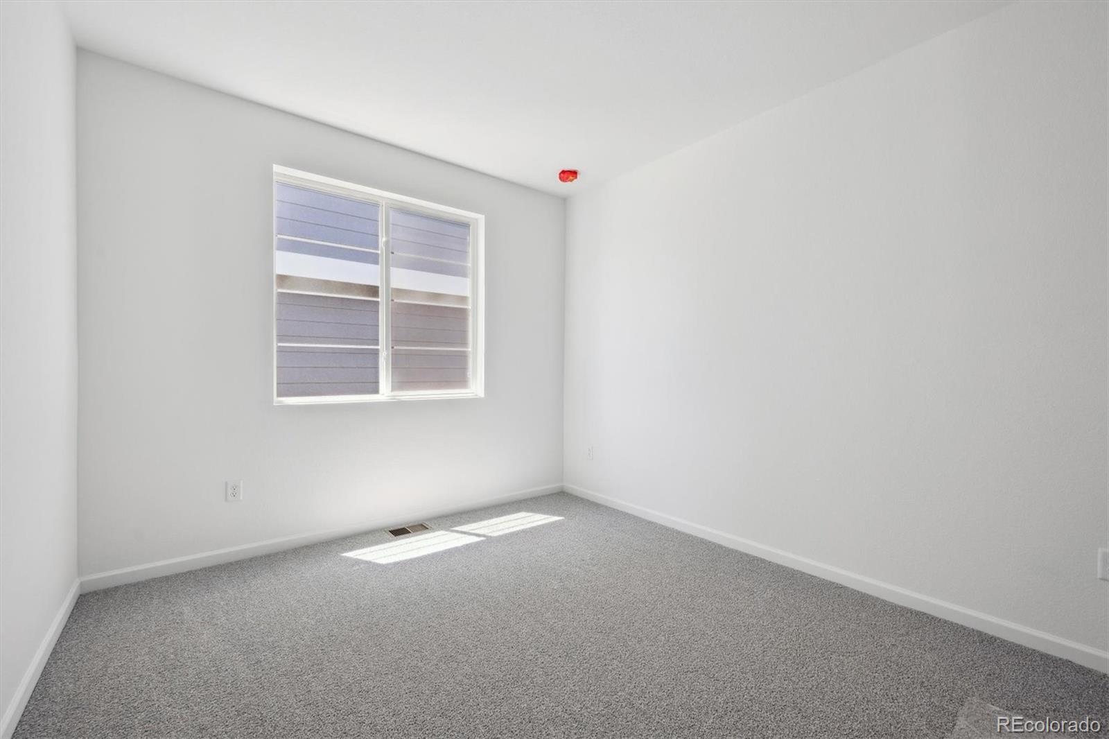 MLS Image #5 for 9091  telluride court,commerce city, Colorado
