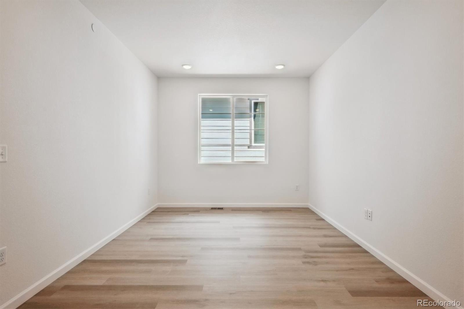 MLS Image #8 for 9091  telluride court,commerce city, Colorado