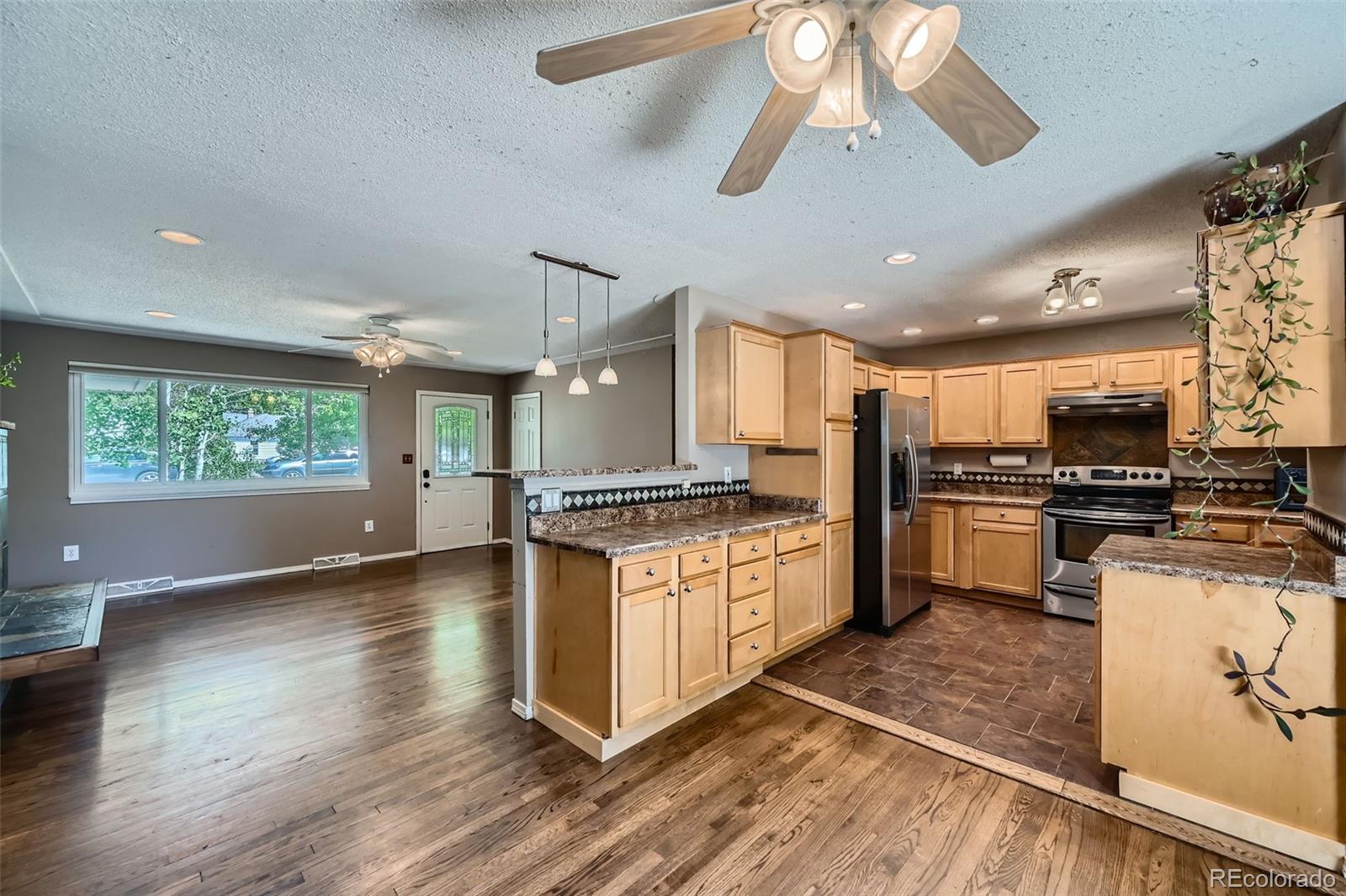 MLS Image #5 for 305  cottonwood court,longmont, Colorado