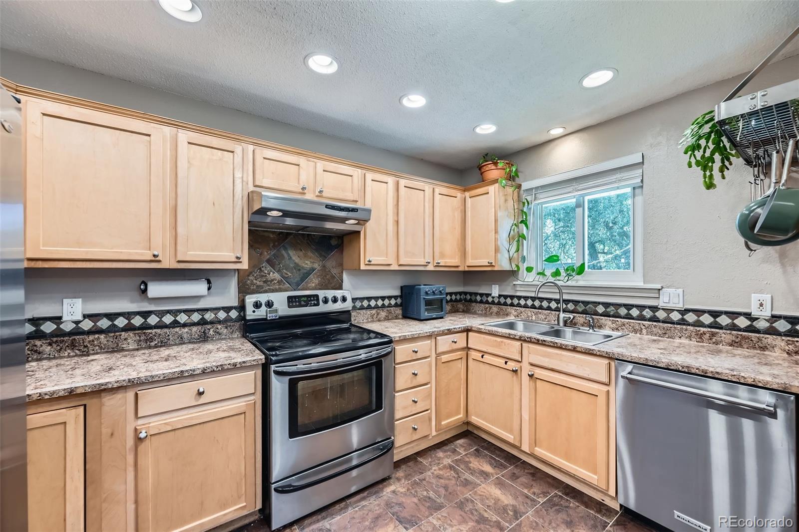 MLS Image #6 for 305  cottonwood court,longmont, Colorado