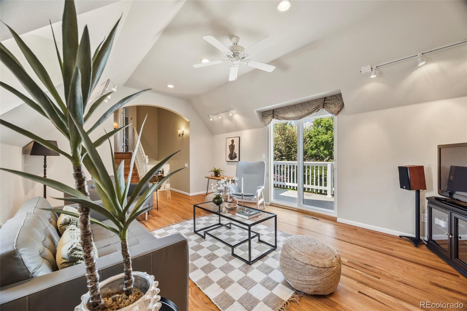 MLS Image #16 for 6839 s niagara court,centennial, Colorado