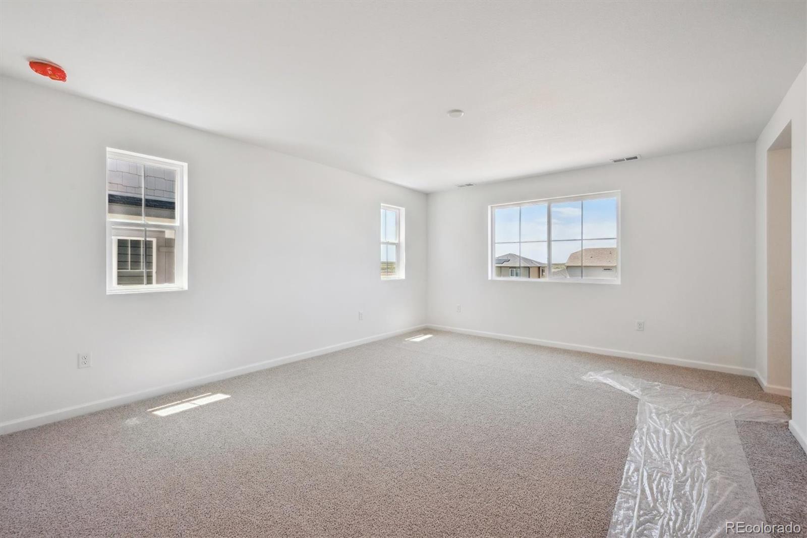 MLS Image #11 for 9081  telluride court,commerce city, Colorado