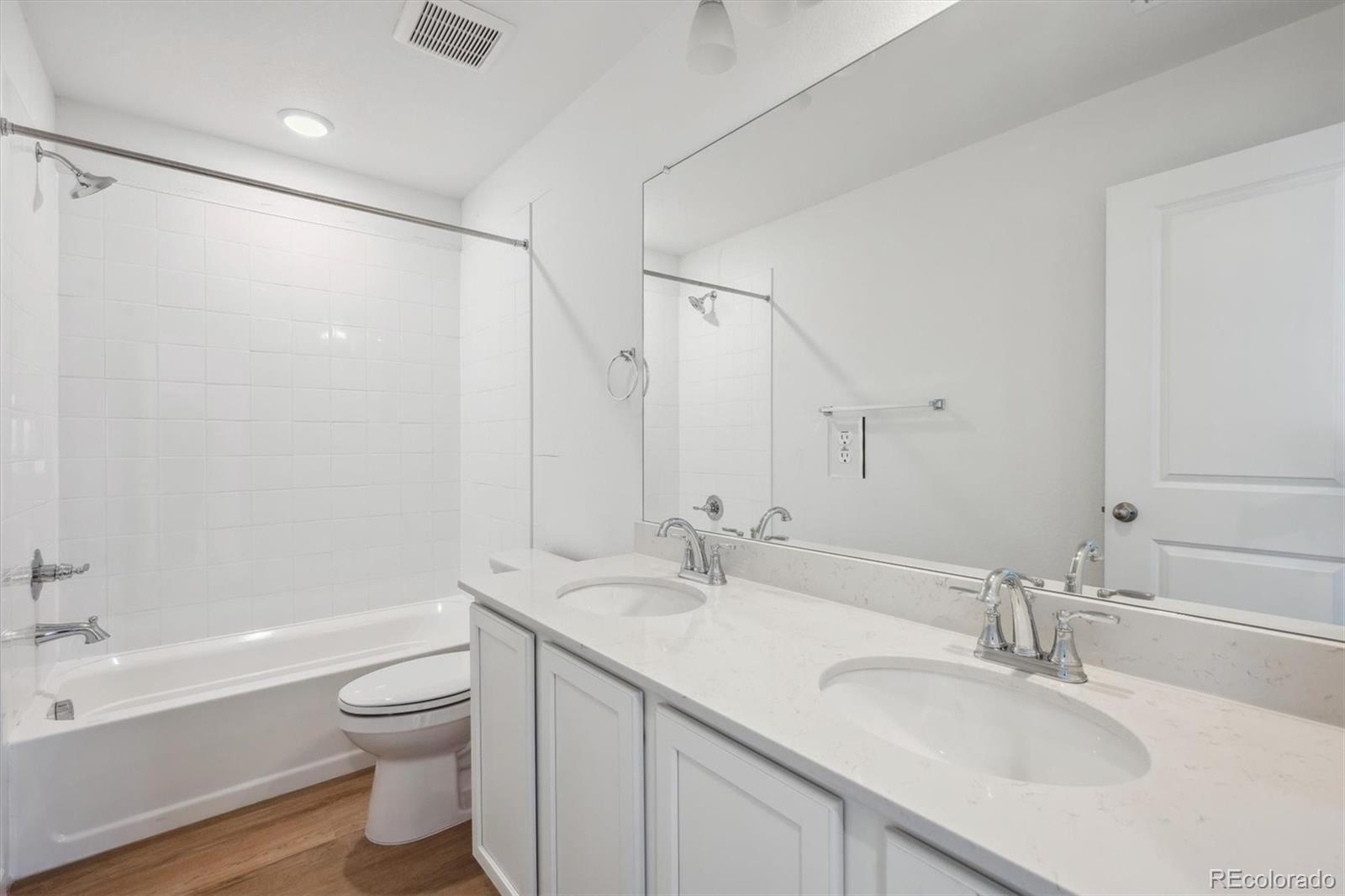MLS Image #16 for 9081  telluride court,commerce city, Colorado
