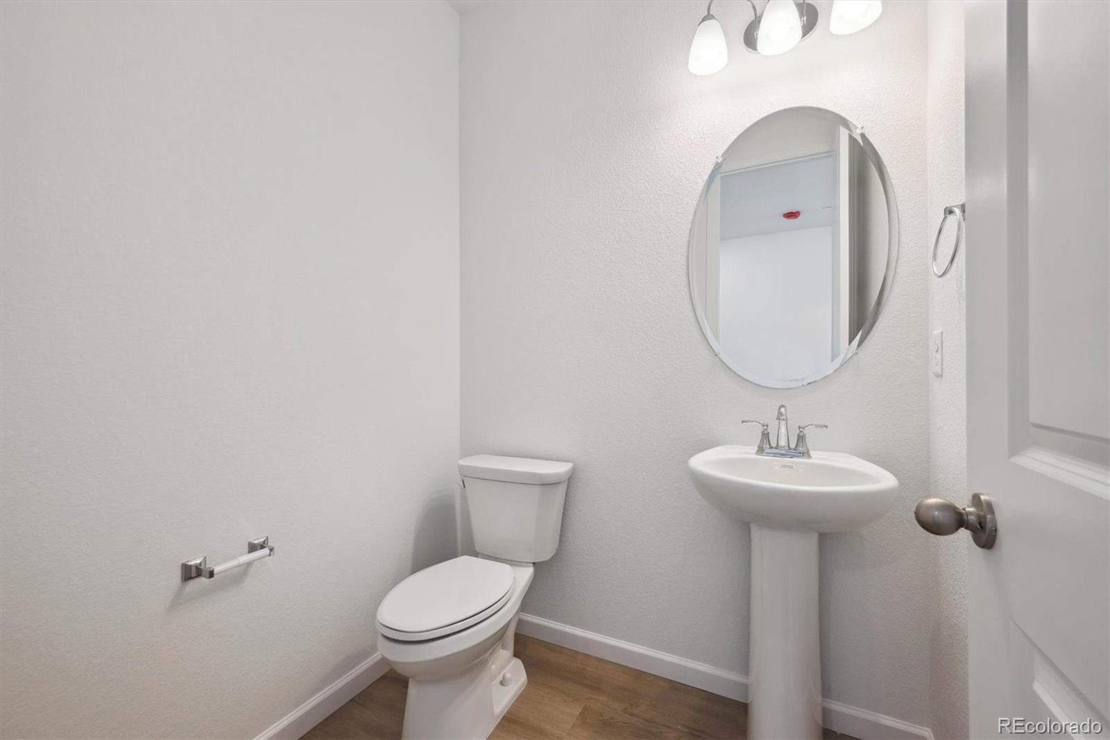 MLS Image #4 for 9081  telluride court,commerce city, Colorado