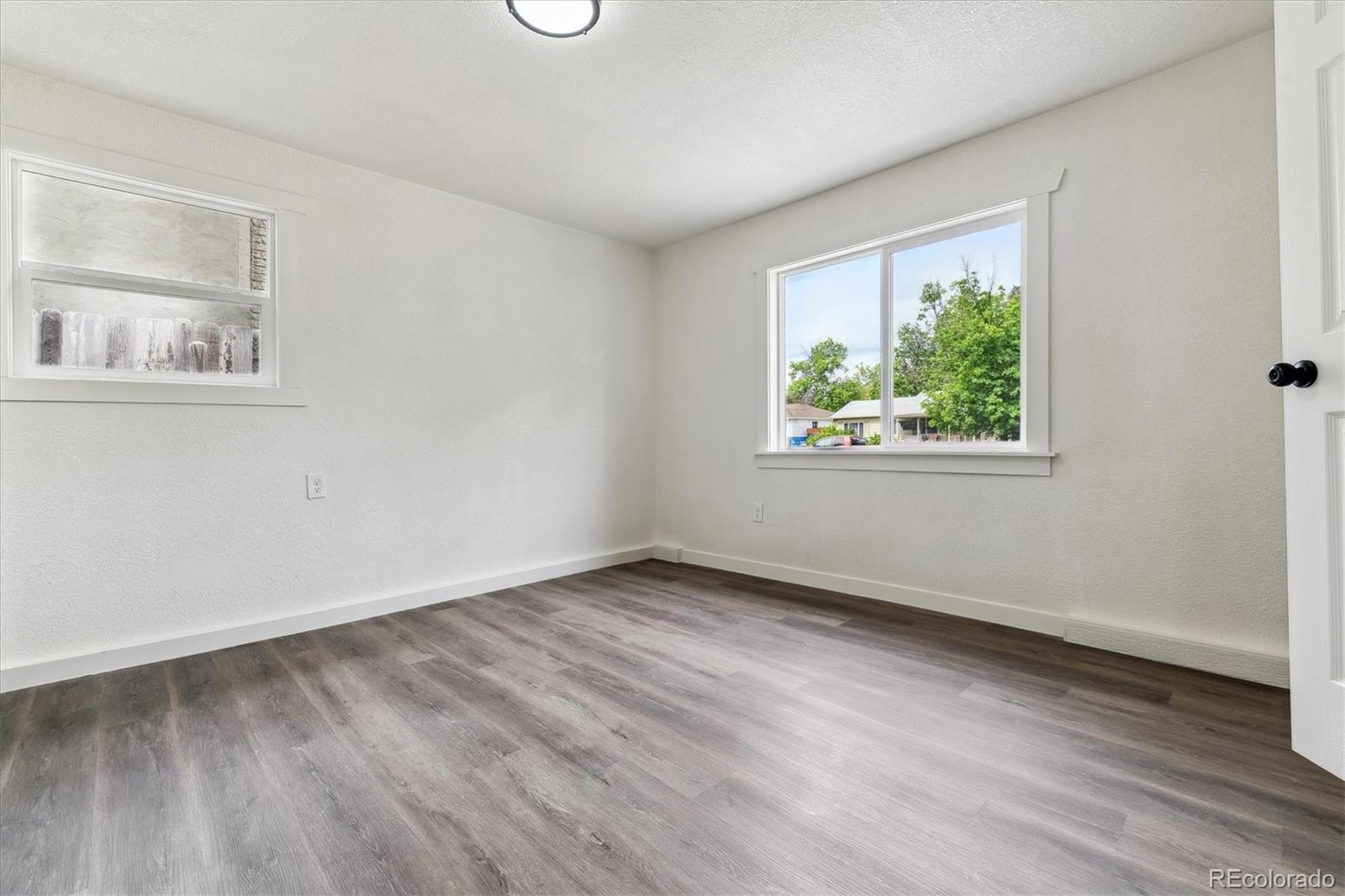 MLS Image #10 for 1032  geneva ,aurora, Colorado