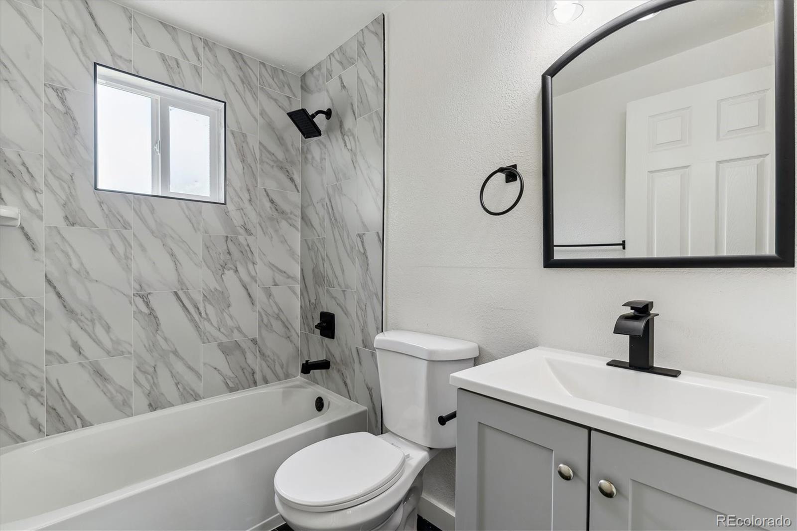 MLS Image #14 for 1032  geneva ,aurora, Colorado