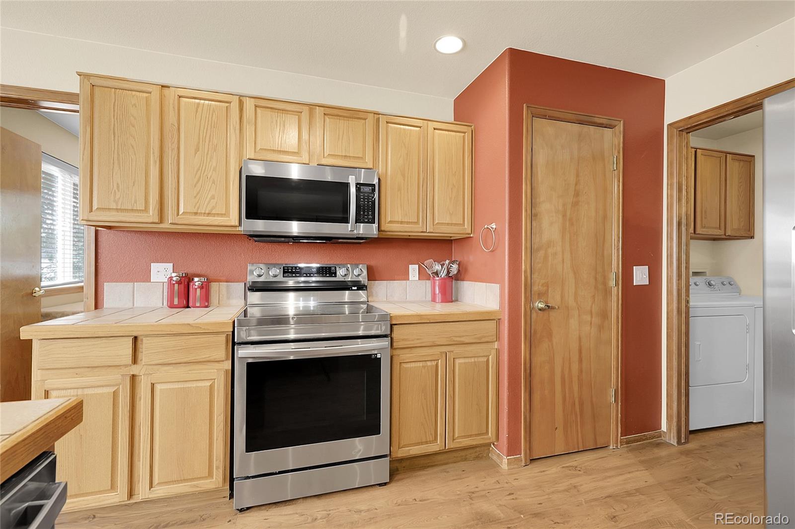 MLS Image #9 for 5457 s valdai street,aurora, Colorado