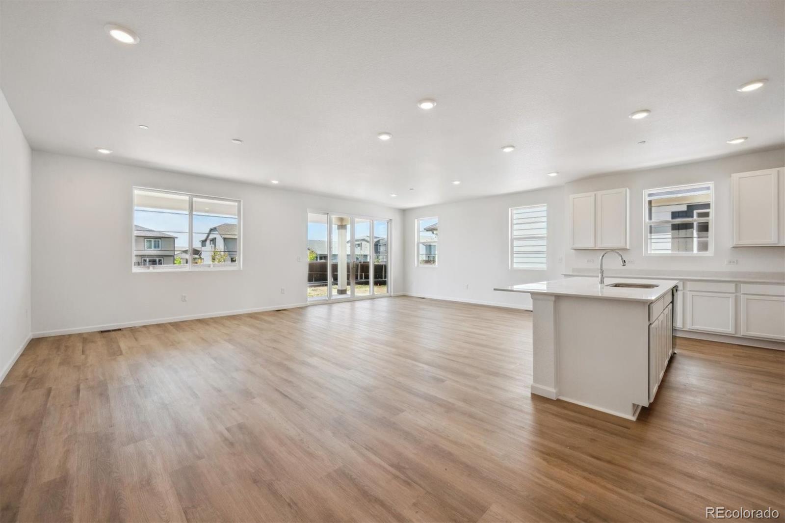 MLS Image #9 for 9061  telluride court,commerce city, Colorado