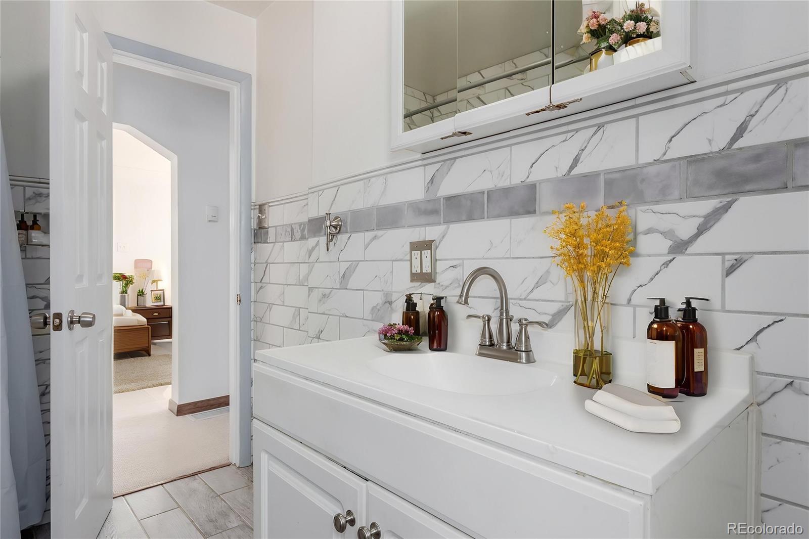 MLS Image #4 for 8110  ivy street,commerce city, Colorado