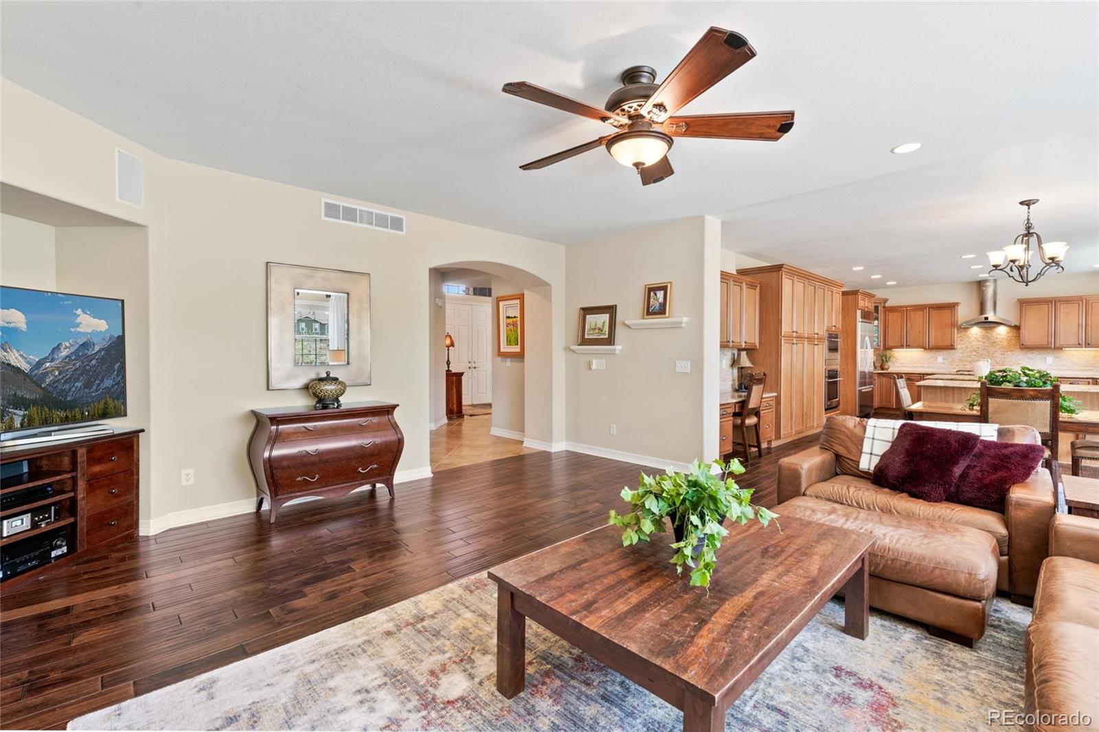 MLS Image #11 for 6095 s oswego street,greenwood village, Colorado