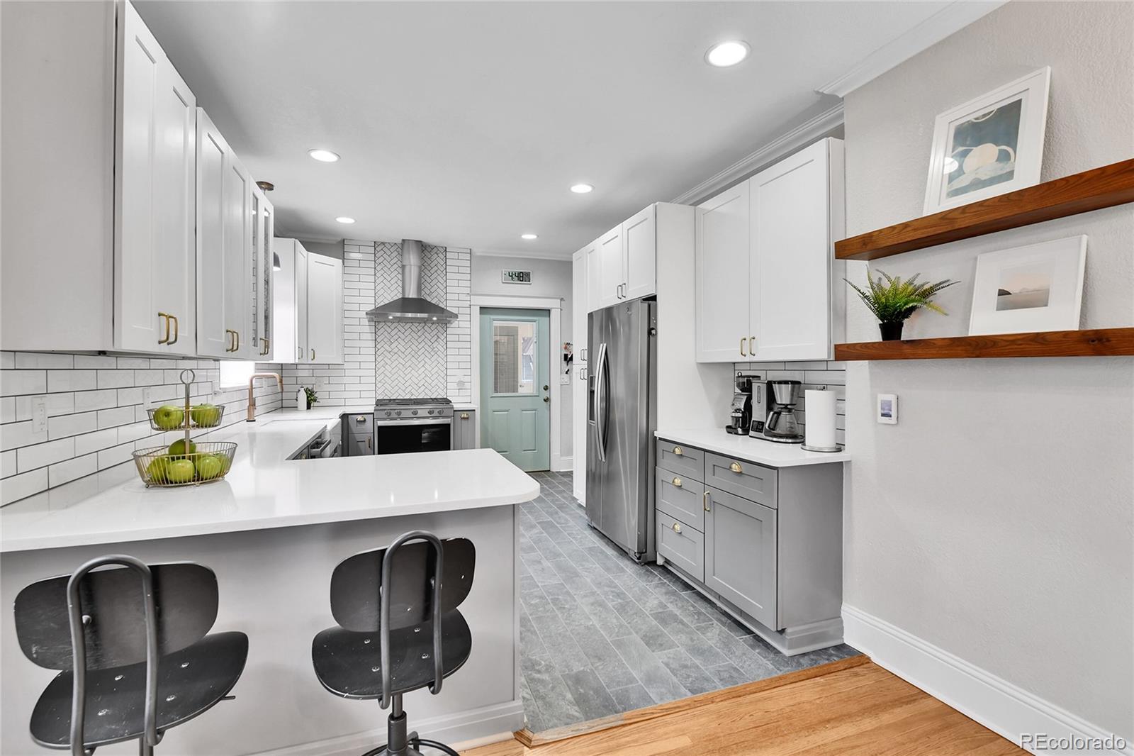 MLS Image #13 for 2096 s logan street,denver, Colorado
