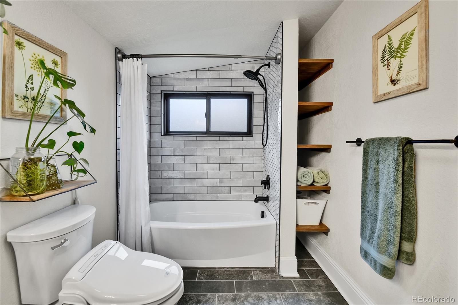 MLS Image #20 for 2096 s logan street,denver, Colorado