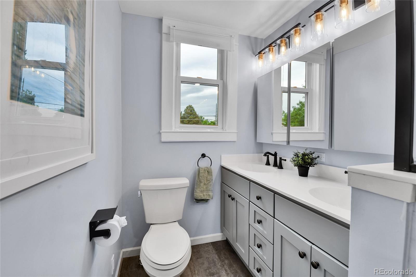 MLS Image #35 for 2096 s logan street,denver, Colorado