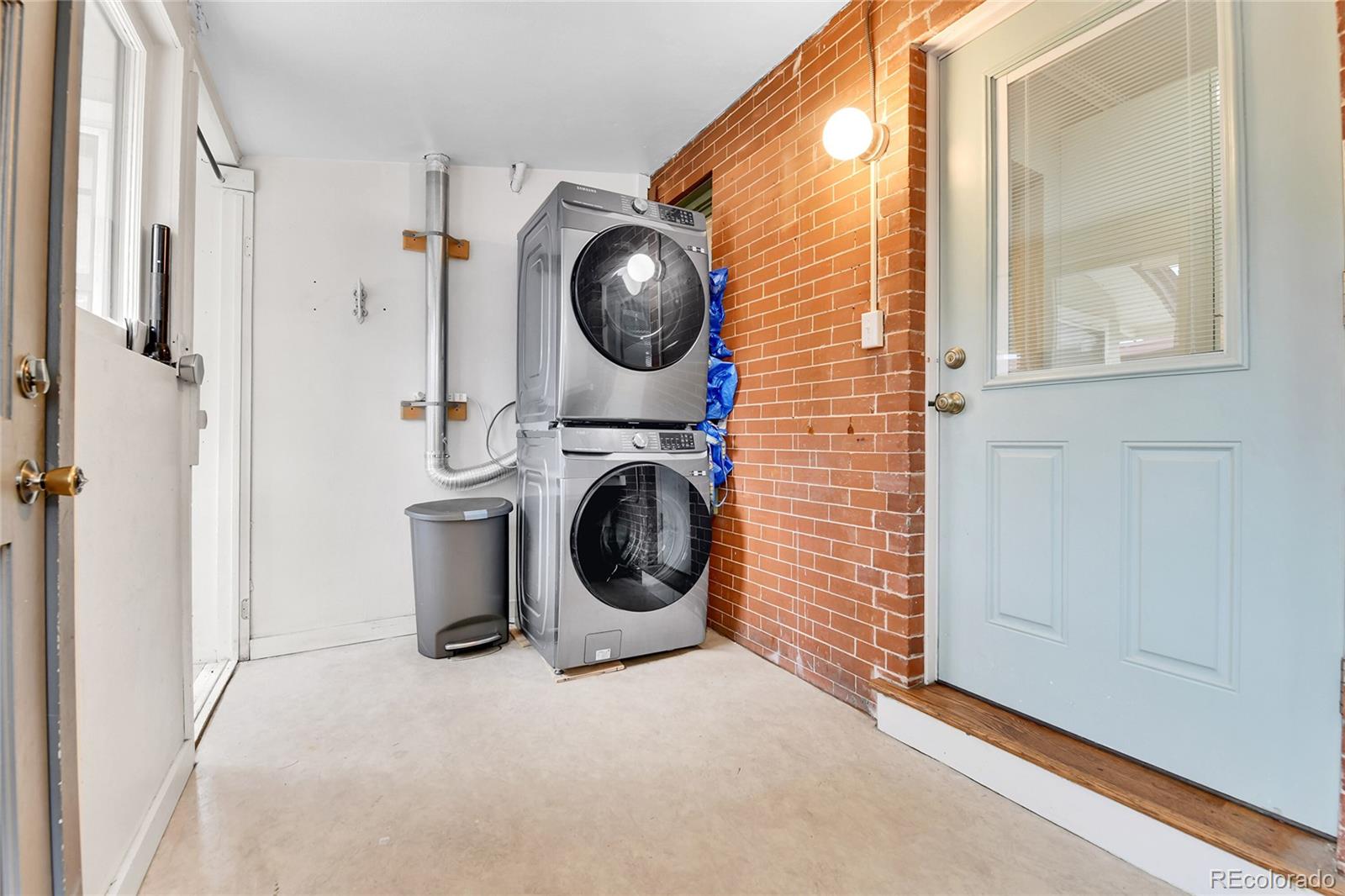MLS Image #39 for 2096 s logan street,denver, Colorado
