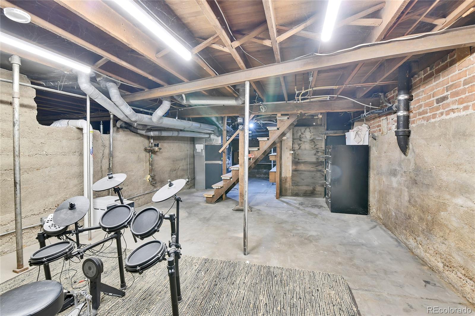 MLS Image #41 for 2096 s logan street,denver, Colorado
