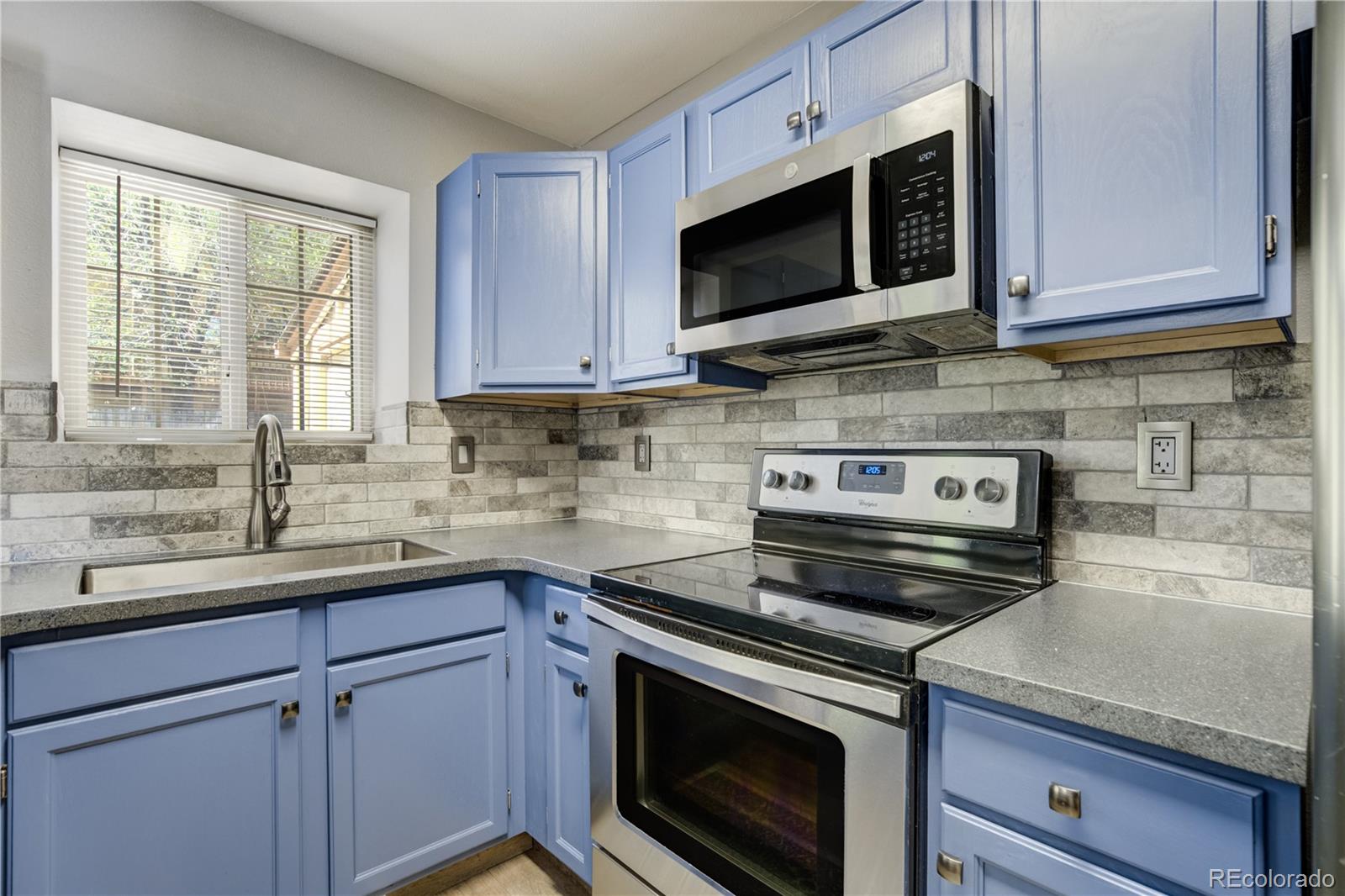 MLS Image #11 for 6840  goldcrest court,colorado springs, Colorado