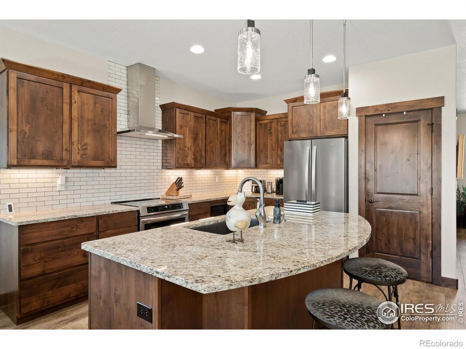 MLS Image #3 for 3534  saguaro drive,loveland, Colorado