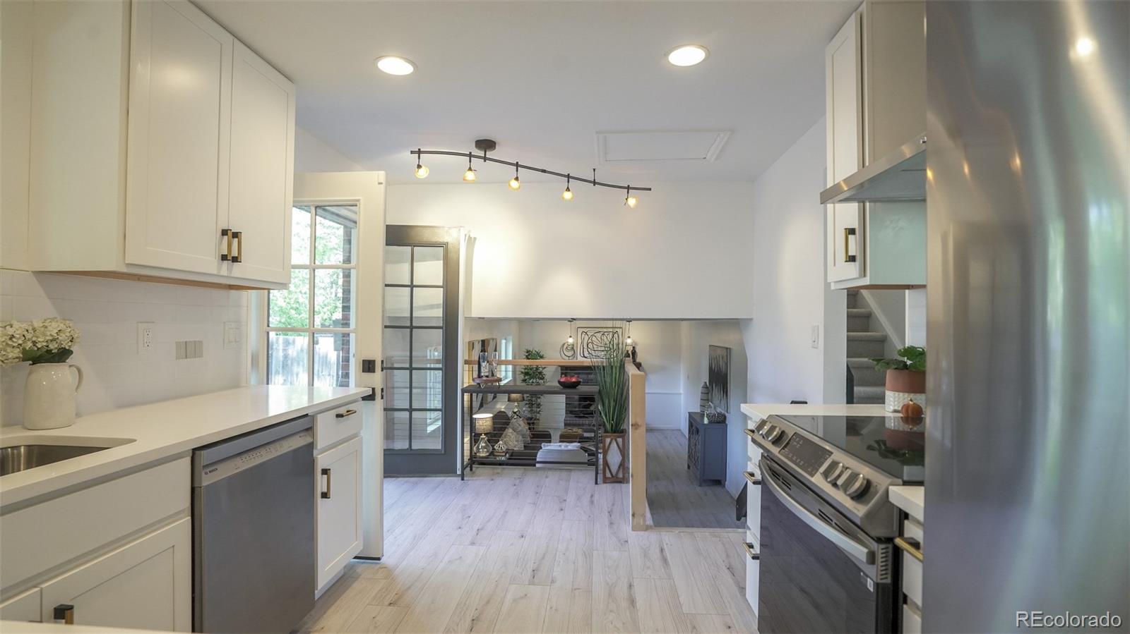 MLS Image #7 for 13833 w 68th avenue,arvada, Colorado