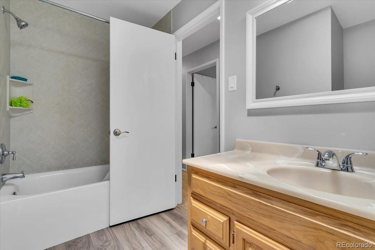 MLS Image #15 for 16941 e eastman place,aurora, Colorado
