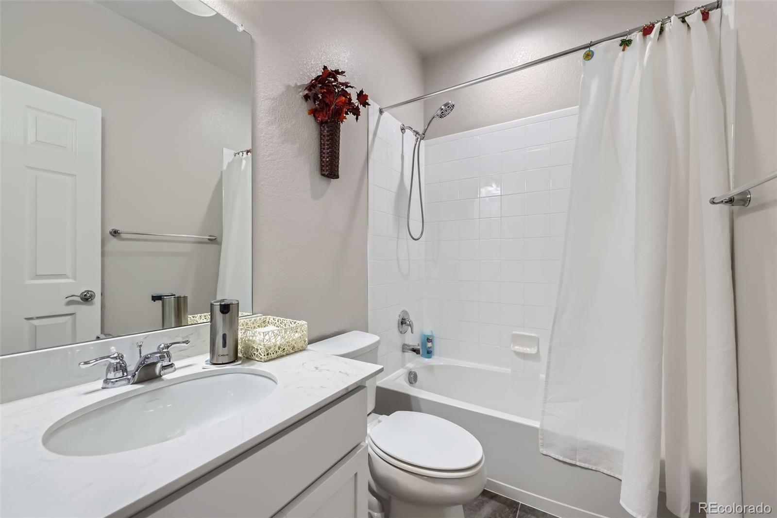 MLS Image #21 for 6924 e 118th place,thornton, Colorado