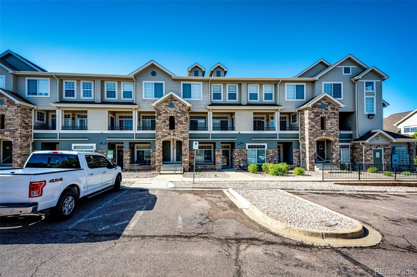 MLS Image #4 for 452  black feather loop,castle rock, Colorado