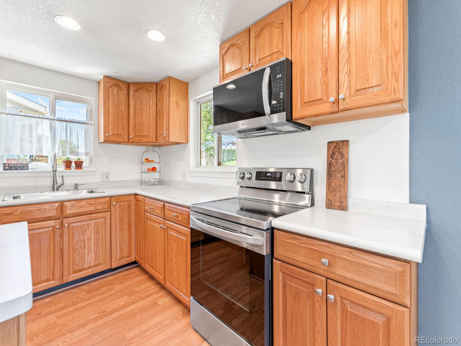 MLS Image #17 for 4163 s decatur street,englewood, Colorado