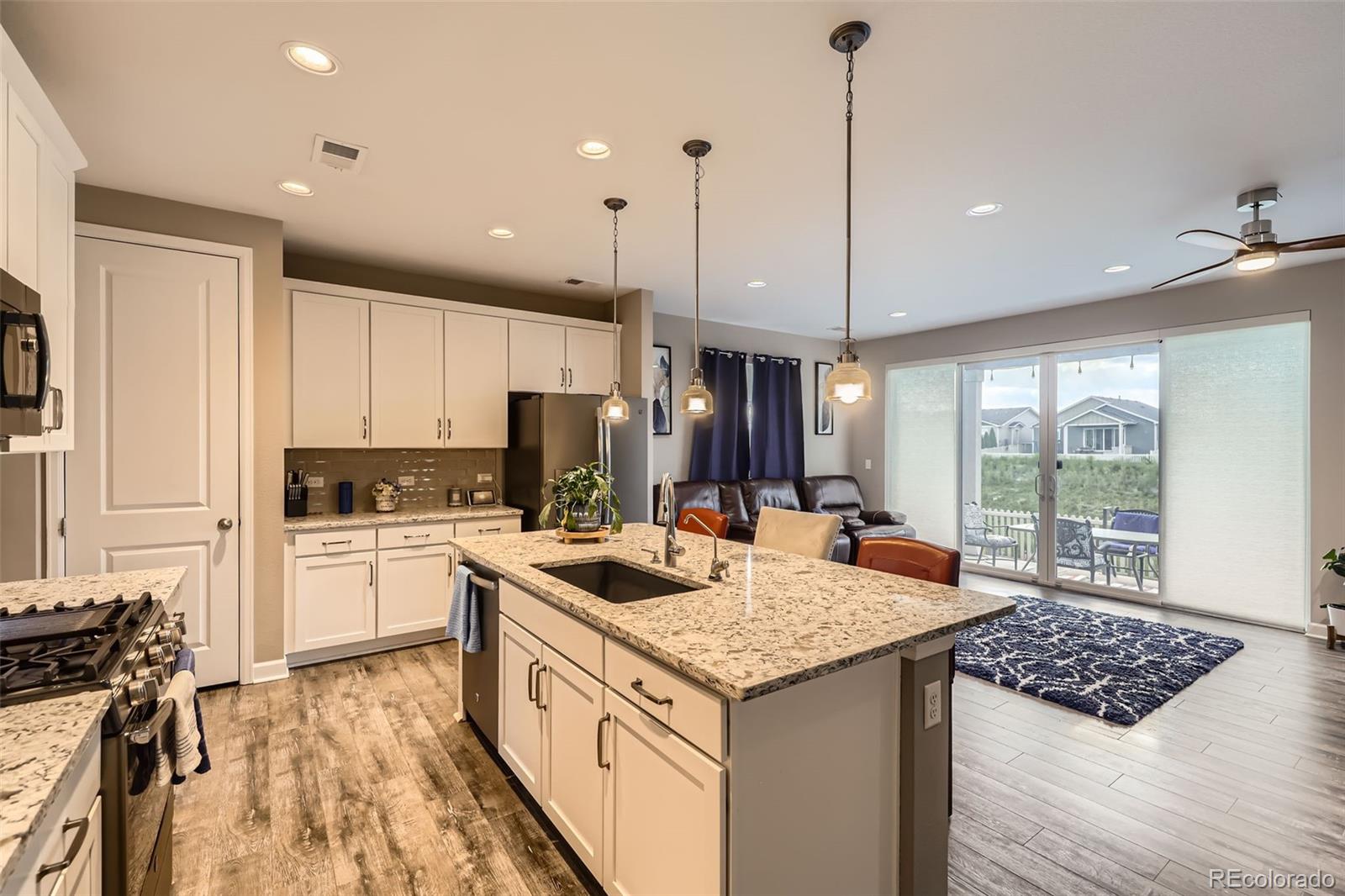 MLS Image #11 for 10555  boston street,commerce city, Colorado