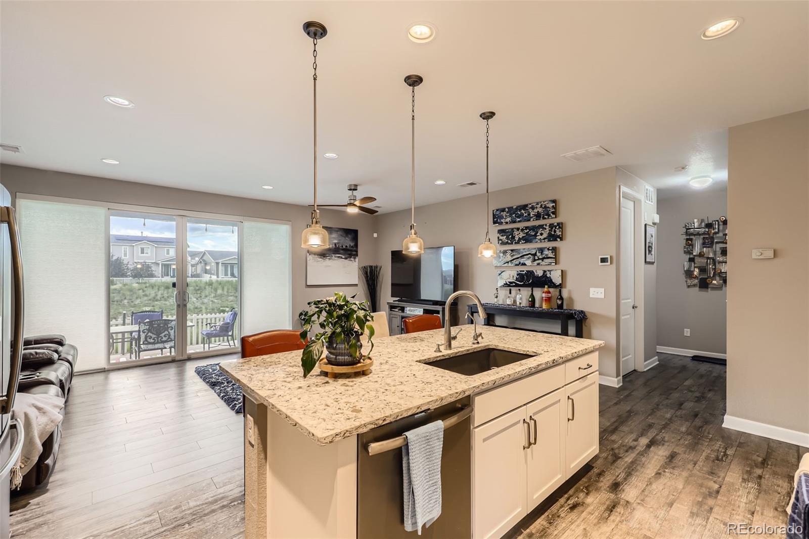 MLS Image #9 for 10555  boston street,commerce city, Colorado