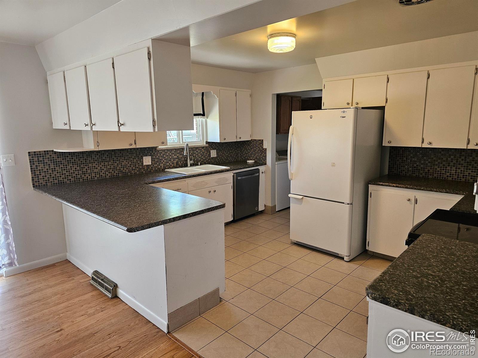 MLS Image #4 for 702  lane street,fort morgan, Colorado