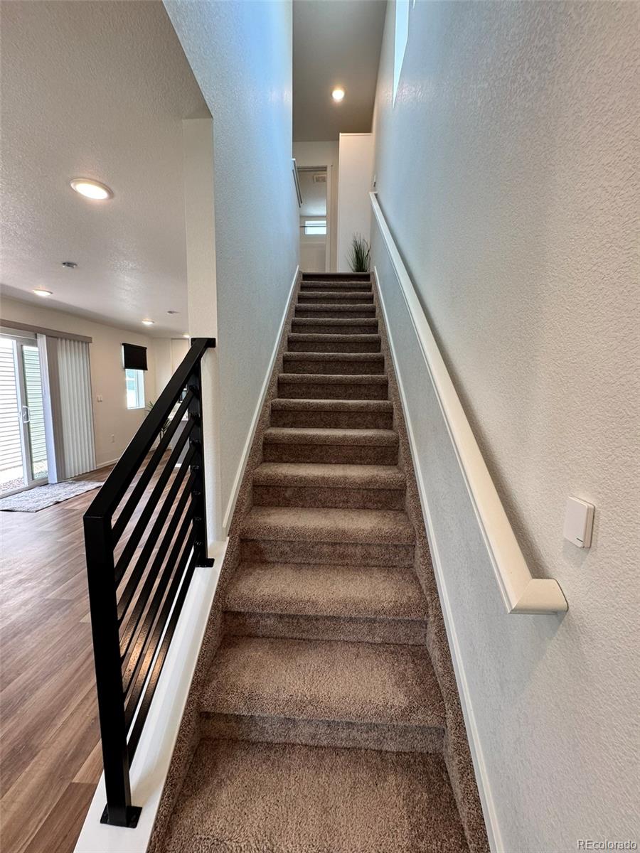 MLS Image #14 for 5060 n walden way,denver, Colorado