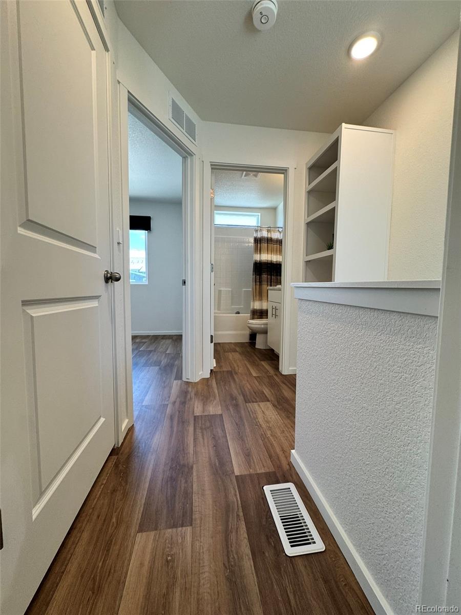MLS Image #26 for 5060 n walden way,denver, Colorado
