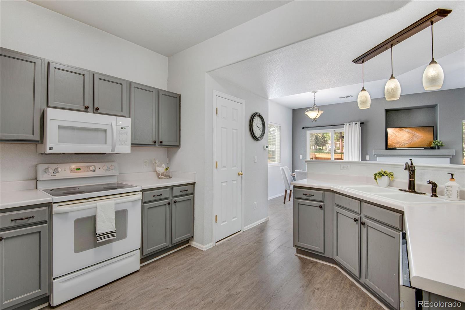 MLS Image #5 for 9080  gale boulevard,thornton, Colorado