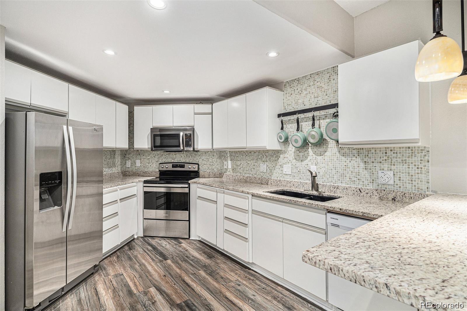 MLS Image #3 for 8757 e dry creek road 1512,englewood, Colorado
