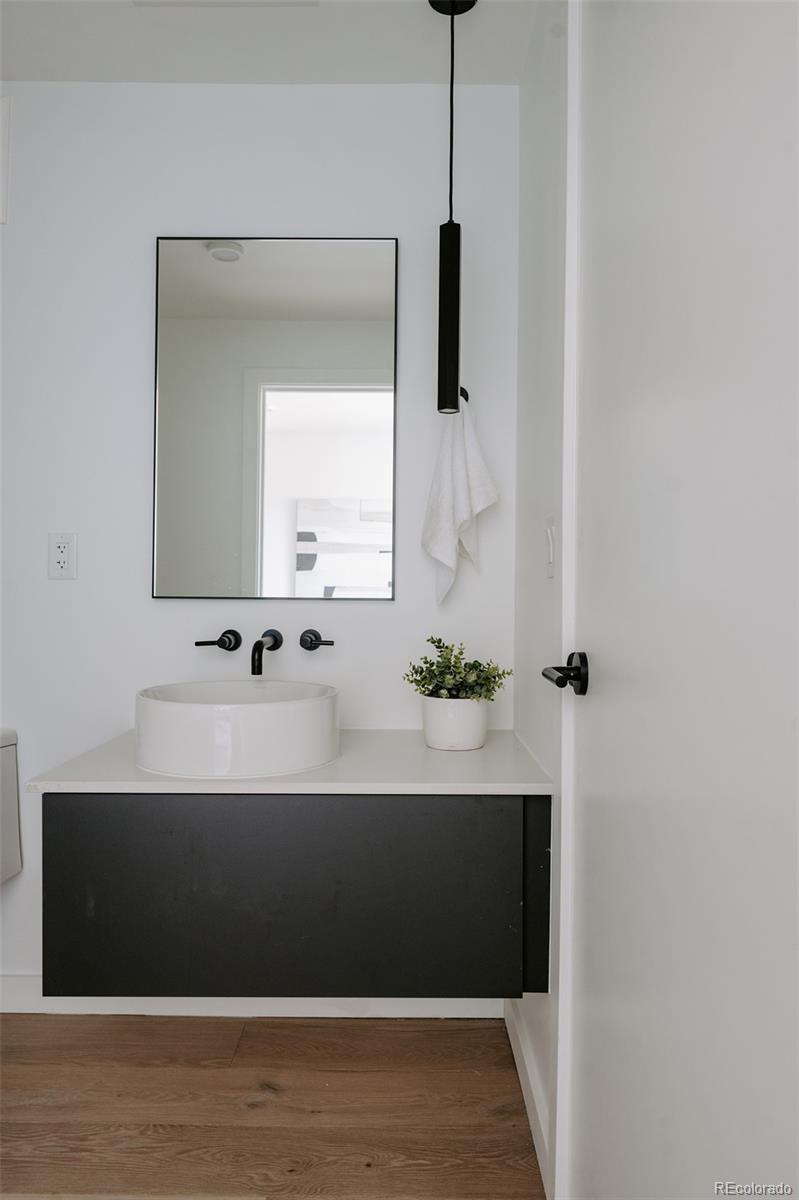 MLS Image #26 for 1601  park avenue 214,denver, Colorado
